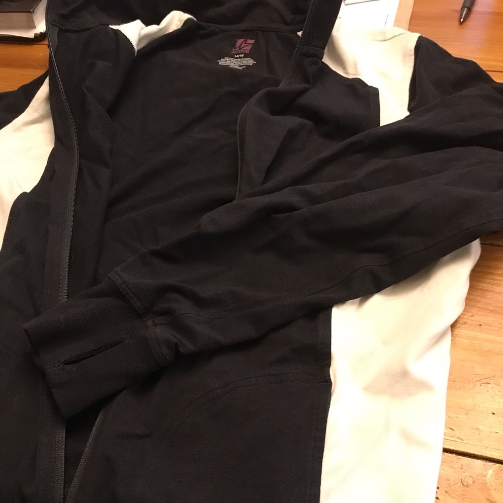 LivActive, plus size jacket - Picture 3 of 3